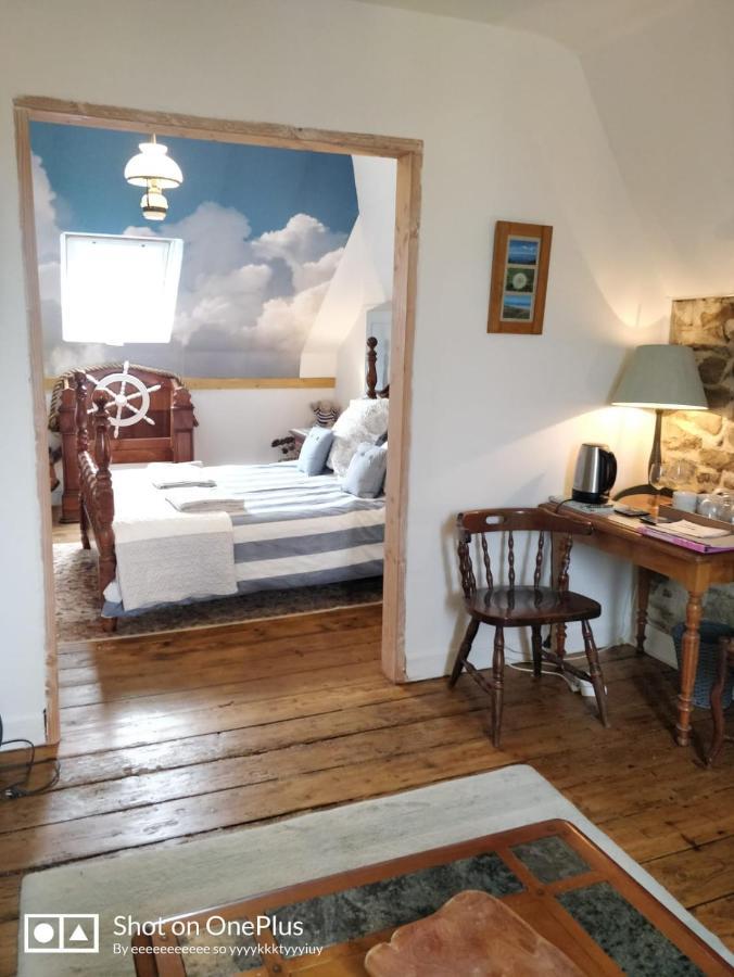 Maison Papillons Plomodiern Kültér fotó