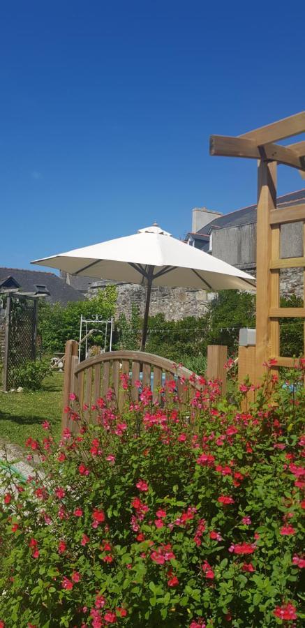 Maison Papillons Plomodiern Kültér fotó