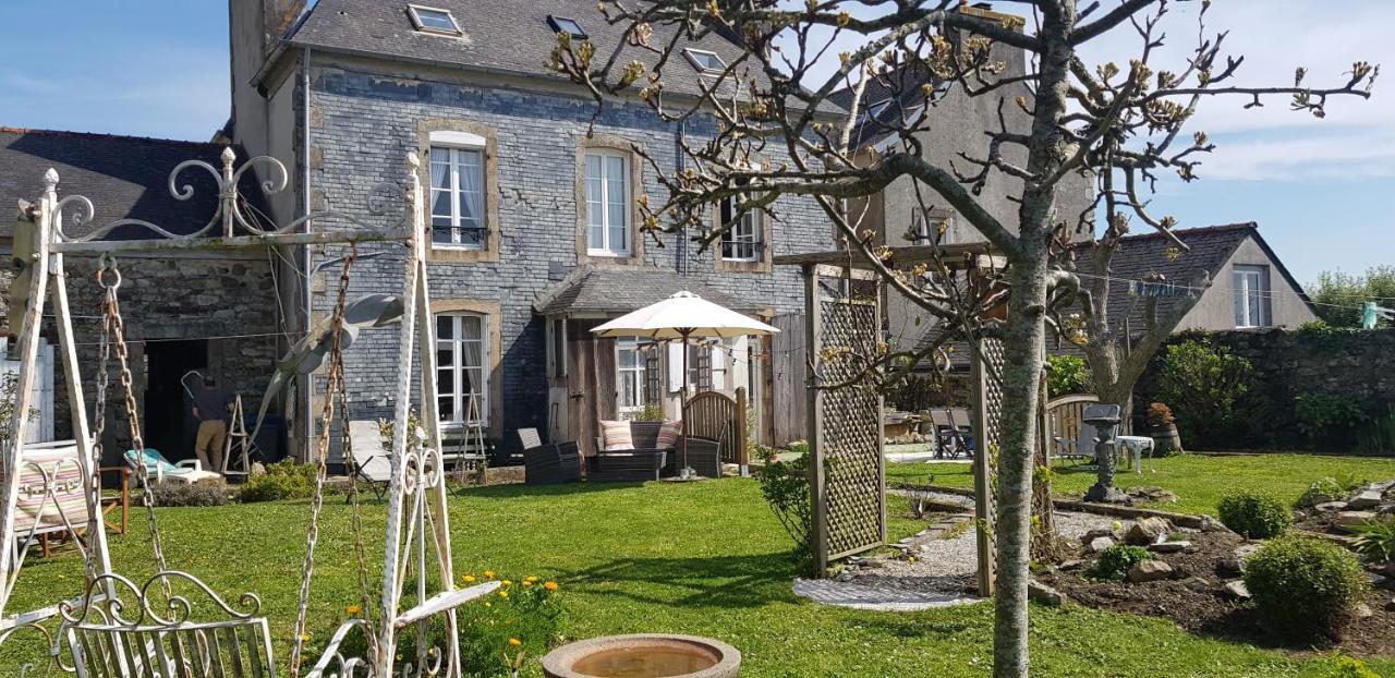 Maison Papillons Plomodiern Kültér fotó