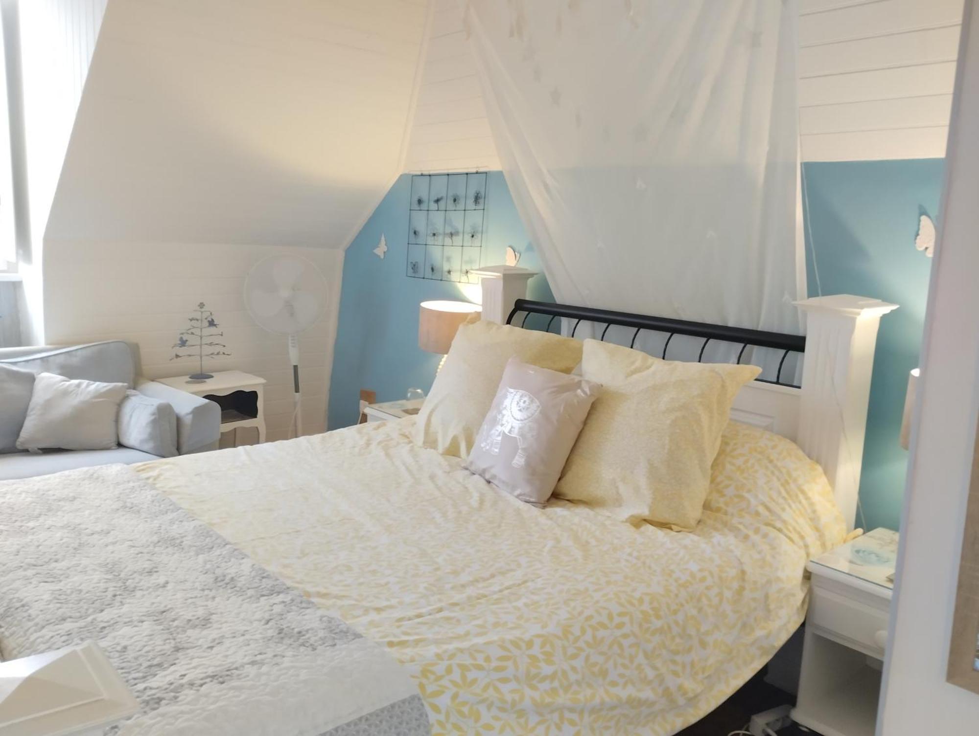 Maison Papillons Plomodiern Kültér fotó